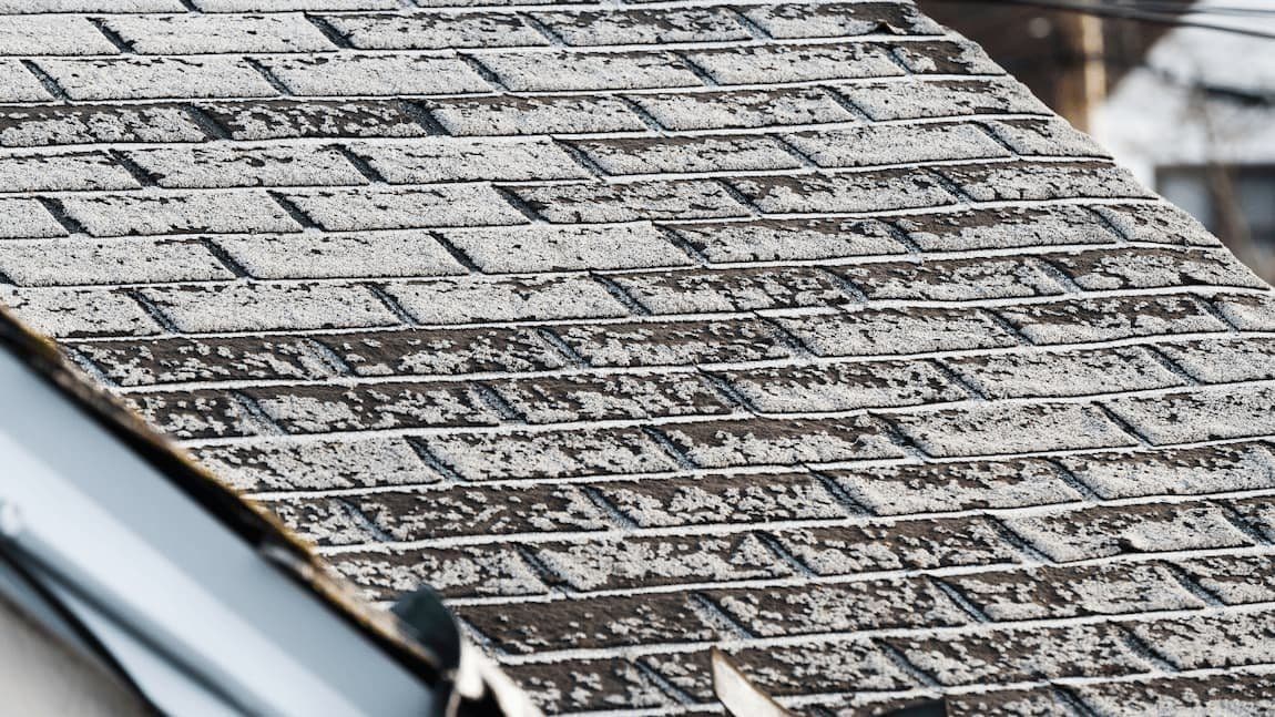 understanding-granule-loss-what-it-means-for-your-roof